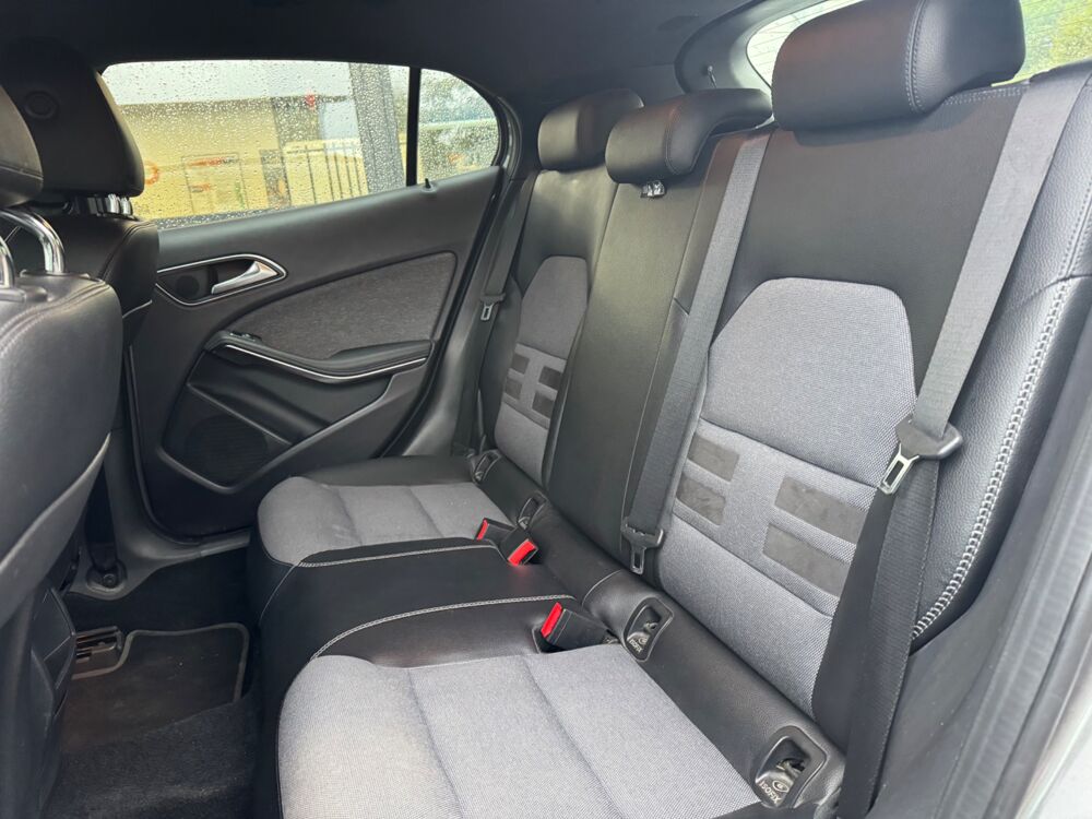 Classe GLA 2.2L 200 CDI 136ch INSPIRATION - CAMERA DE RECUL 2015 occasion 38420 Le Versoud
