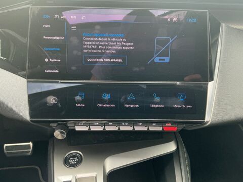308 GENERATION-III 1.6 225H 180 CH HYBRID PHEV 12.4KWH GT PACK E 2022 occasion 17000 La Rochelle