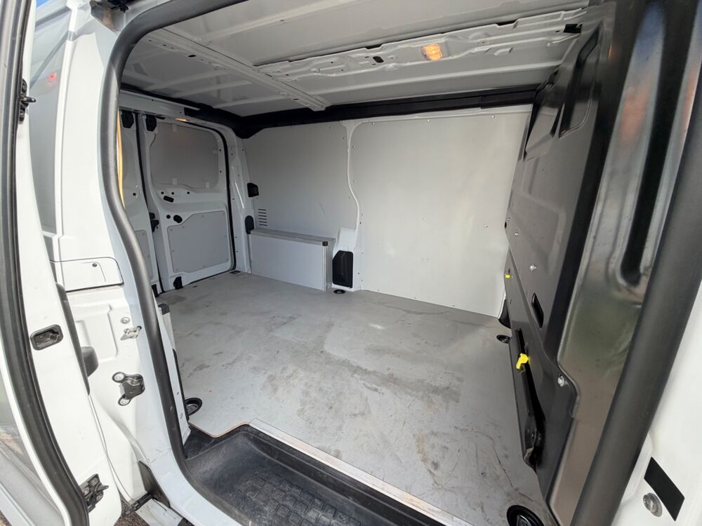 Vivaro FOURGON 1.5 D 120CH TAILLE M TVA RECUPERABLE - CARPLAY - CAM 2024 occasion 27000 &Eacute;vreux