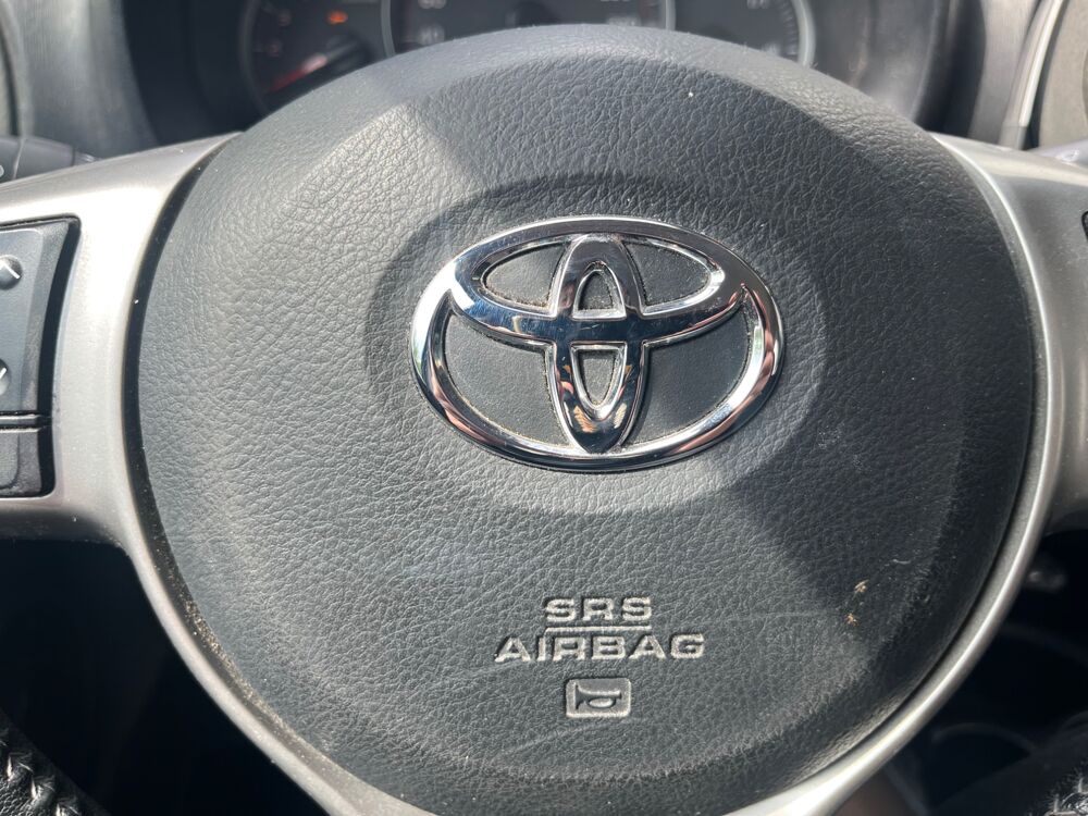 Yaris 1.4L D4D 90ch + CAMERA DE RECUL / GPS / CLIM 2012 occasion 38420 Le Versoud