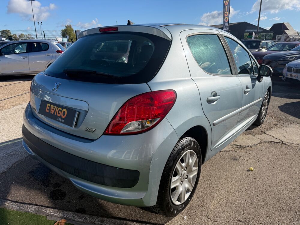 207 1.4 VTI 95Ch ACTIVE 2&Egrave;ME MAIN - MOTEUR &Agrave; CHAINE - SI&Egrave;GES CHA 2011 occasion 27000 &Eacute;vreux