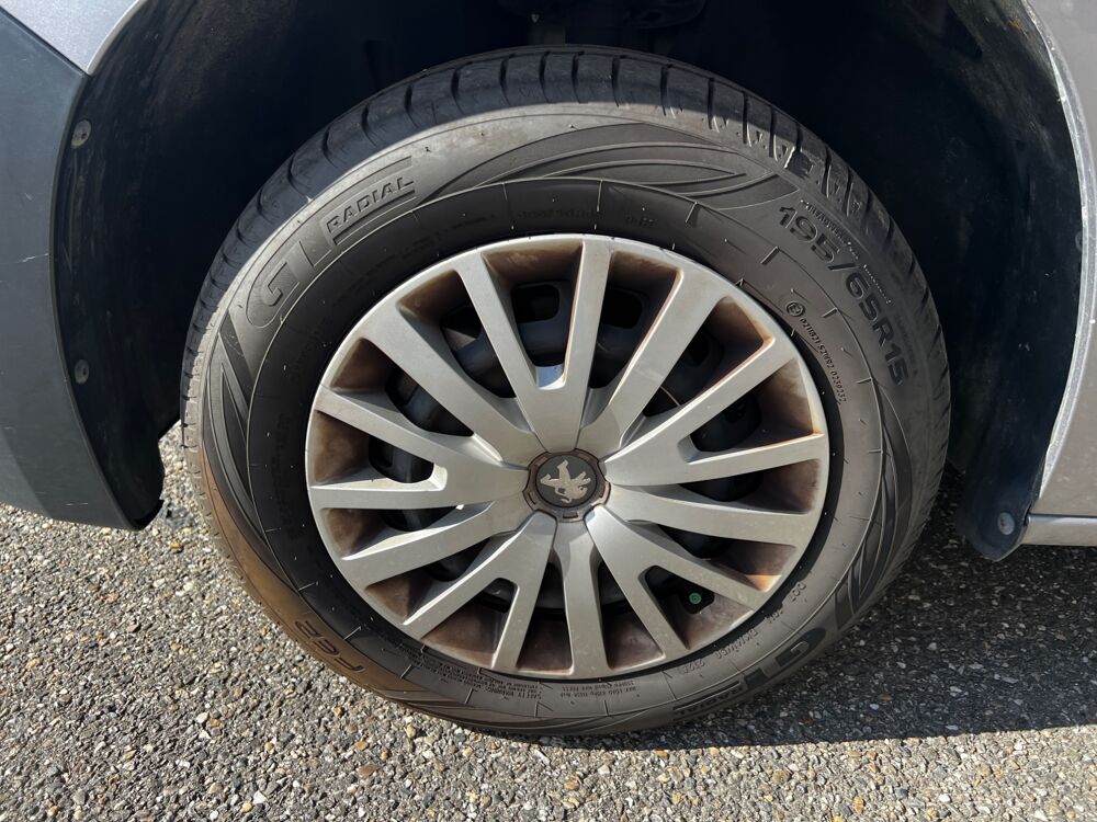 Partner FOURGON 1.5 BLUEHDI 100 CH 650KG L1 M PACK ASPHALT CONNECT S 2021 occasion 47000 Agen