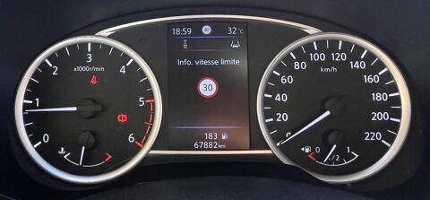 Micra 1.5 dci 90 TEKNA + CAM&Eacute;RA + CARPLAY + R&Eacute;GULATEUR + LINE ASSI 2019 occasion 54000 Nancy