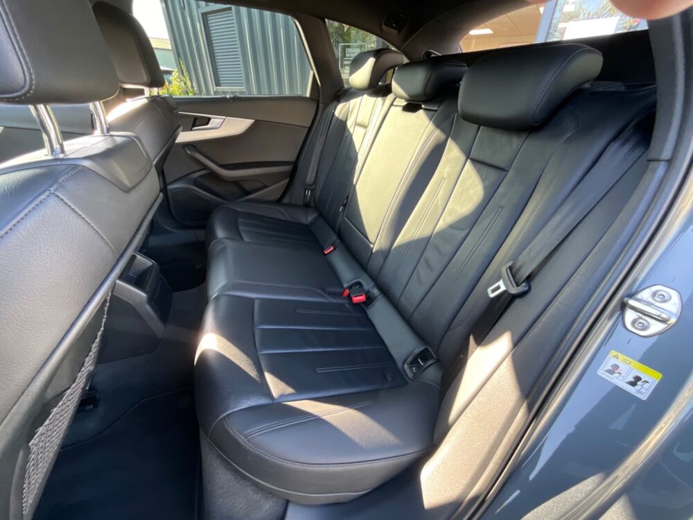 A4 AVANT 2.0 TDI 190 CH BUSINESS LINE S-TRONIC BVA / CARPLAY / 2016 occasion 17000 La Rochelle