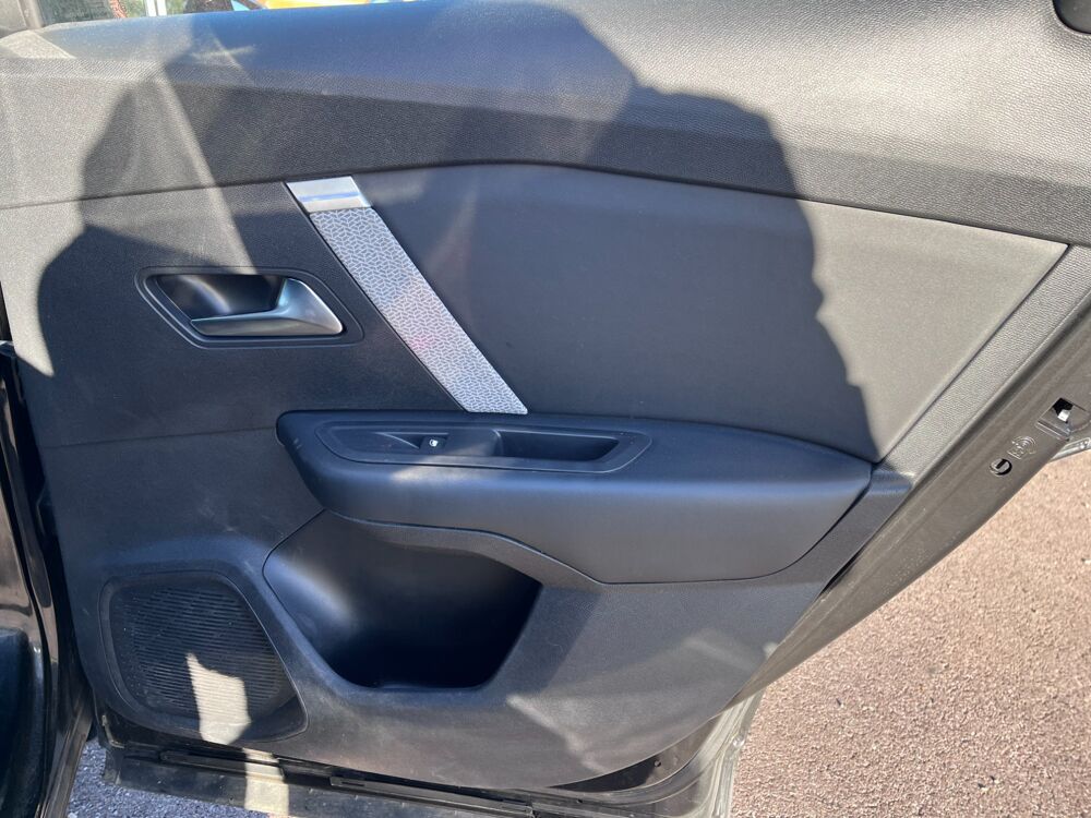 C4 1.5 BLUEHDI 130 CV PACK BUSINESS/ START-STOP/CARPLAY/CLIMATI 2021 occasion 76150 Saint-Jean-du-Cardonnay