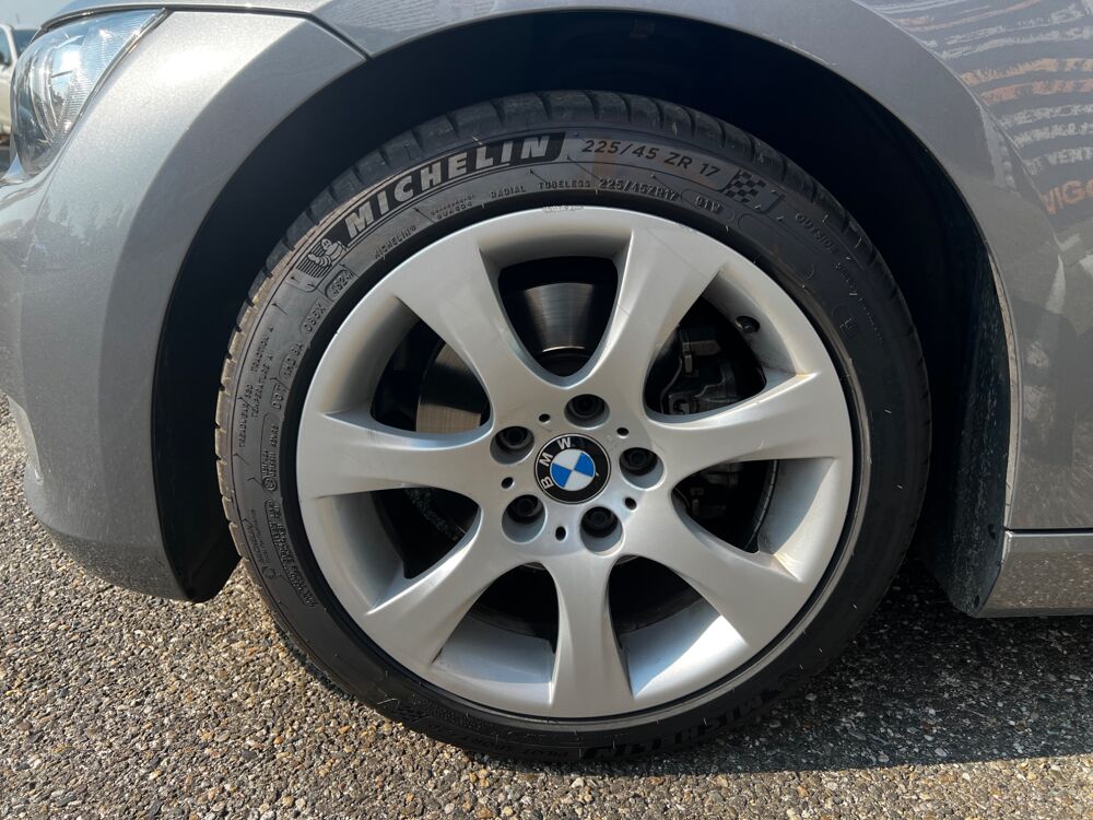 S&eacute;rie 3 COUPE 2.0 320 D 175 CH LUXE 2010 occasion 47000 Agen
