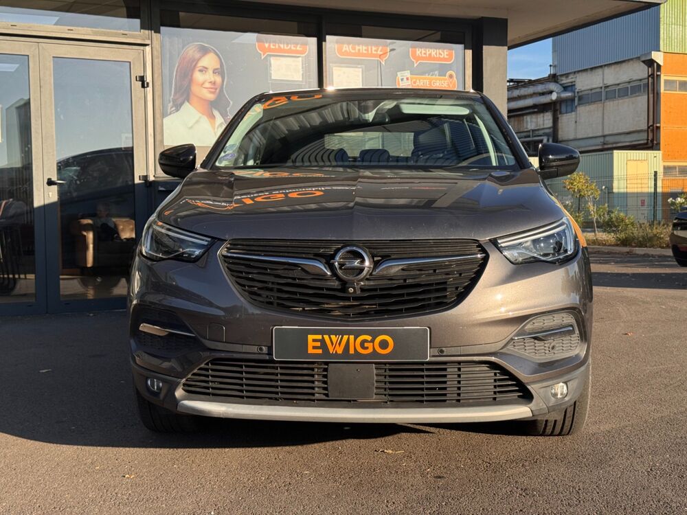 Grandland x 1.2 130Ch - ULTIMATE BVA8 - CARPLAY - SI&Egrave;GES CHAUFFANTS - EN 2019 occasion 26000 Valence