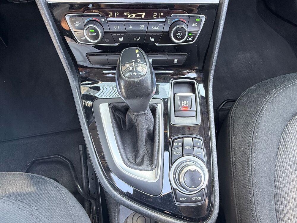 Serie 2 218 D 2.0 ACTIVE-TOURER SPORT 150Ch BVA - TOIT OUVRANT 2015 occasion 26000 Valence
