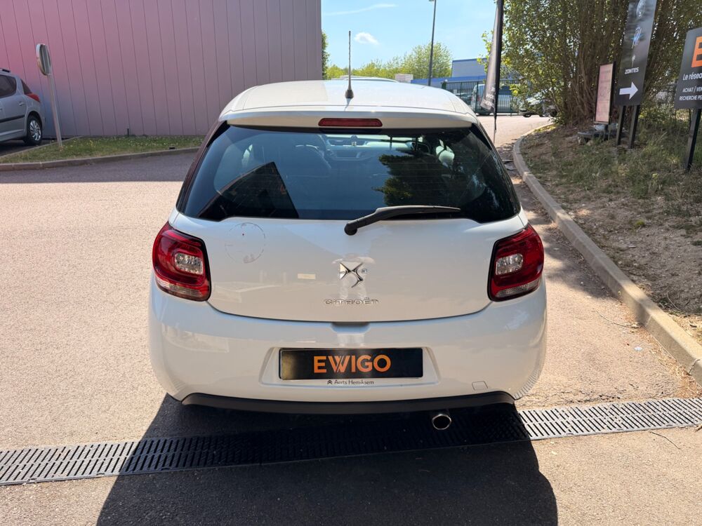 DS3 1.4 HDI 70CH CHIC - ORDINATEUR DE BORD - VITRES ELECTRIQUES 2011 occasion 76150 Saint-Jean-du-Cardonnay