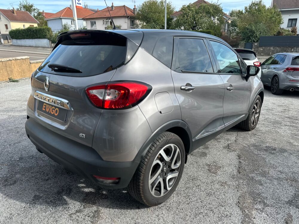 Captur 1.5 DCI 110 ENERGY INTENS START-STOP 2016 occasion 25000 Besan&ccedil;on
