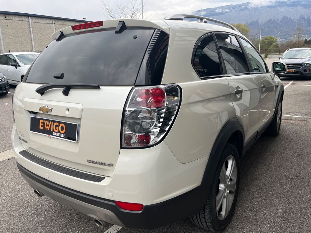 Captiva 2.2 VCDI 185ch LT PLUS 4x4 / 7 PLACES / TOIT OUVRANT / CAMER 2012 occasion 38420 Le Versoud