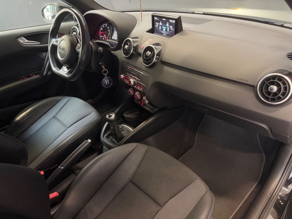 A1 SPORTBACK 1.0 TFSI 95ch ULTRA S-LINE 2017 occasion 37100 Tours