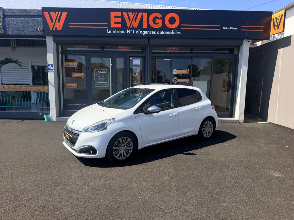 208 1.2 PURETECH 82 CH STYLE + RADAR AR 2017 occasion 97410 Saint-Pierre