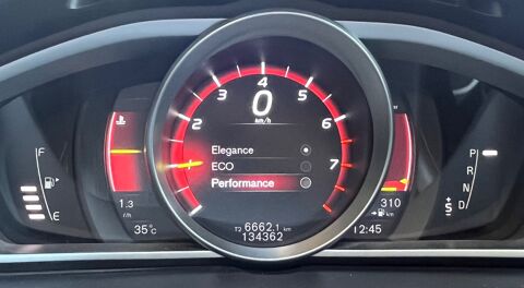 V40 II (2) 1.5 T2 122 MOMENTUM GEARTRONIC 6 + CARPLAY + TOIT PAN 2018 occasion 54000 Nancy