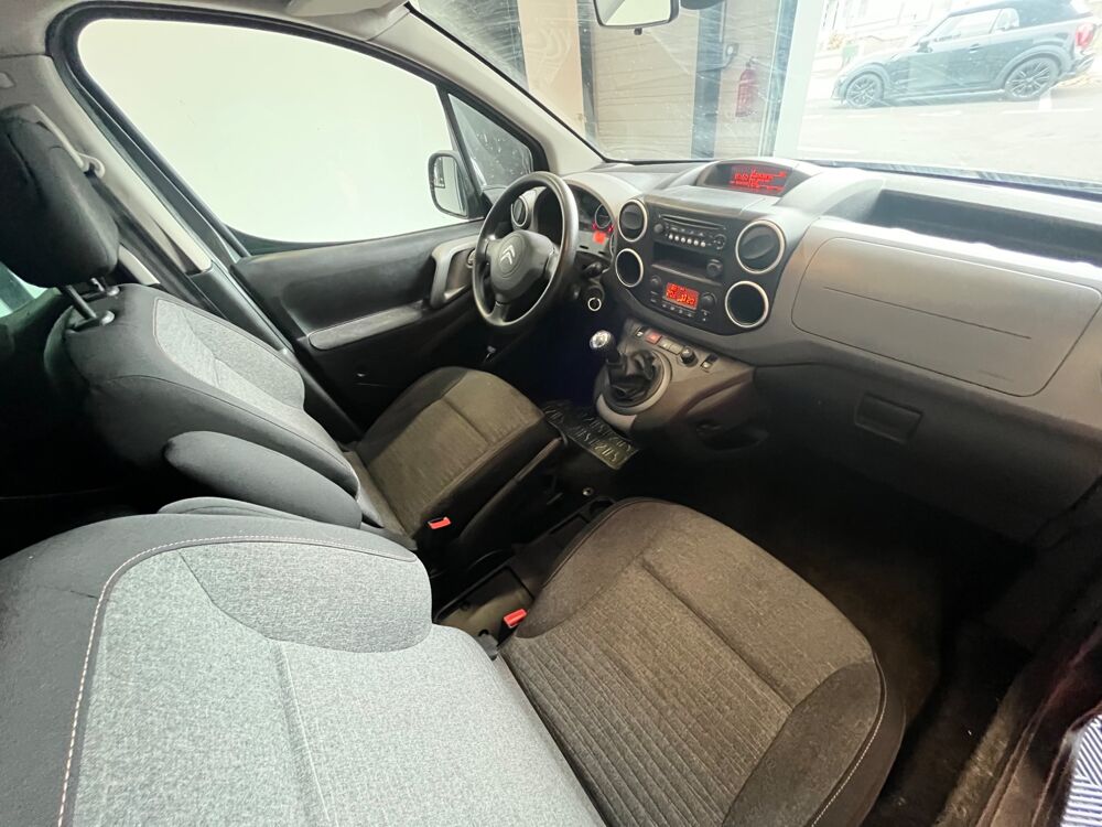 Berlingo GENERATION-II MULTISPACE 1.6 BLUEHDI 100CH XTR+ / DISTRIBUTI 2015 occasion 33260 La Teste-de-Buch