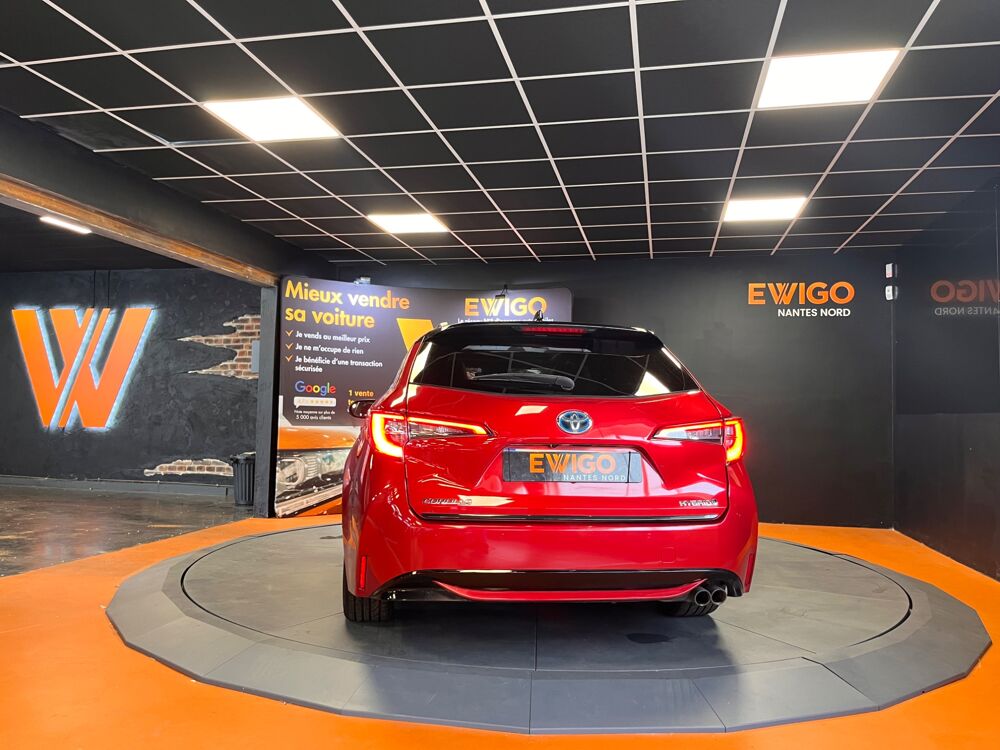 Corolla TOURING SPORTS 2.0 180H 155 HYBRID COLLECTION BVA // TOIT OU 2022 occasion 44300 Nantes