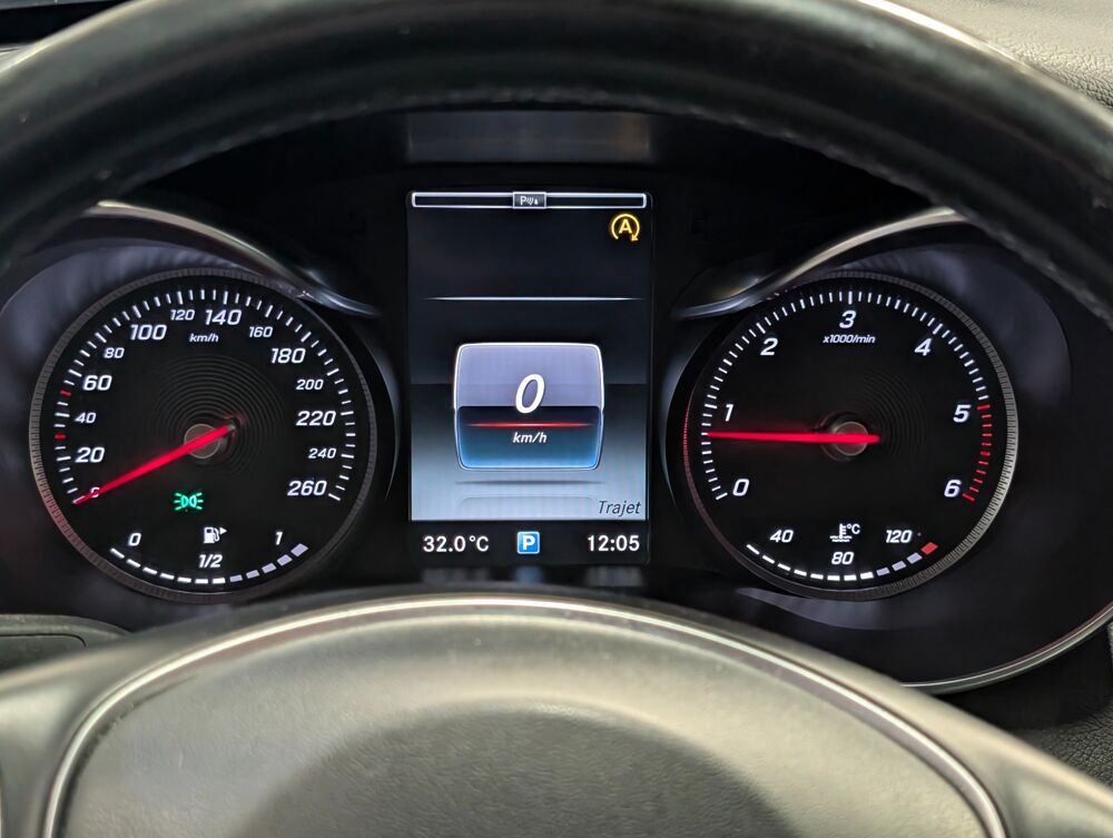 Classe C 220CDI 170CV AVANTGARDE - FAIBLE KILOMETRAGE - CARVERTICAL D 2014 occasion 69400 Arnas