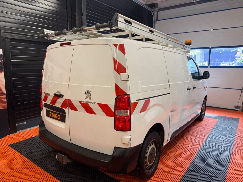 Expert FOURGON 2.0 BLUEHDI 120 L1 START-STOP 2019 occasion 83600 Fr&eacute;jus