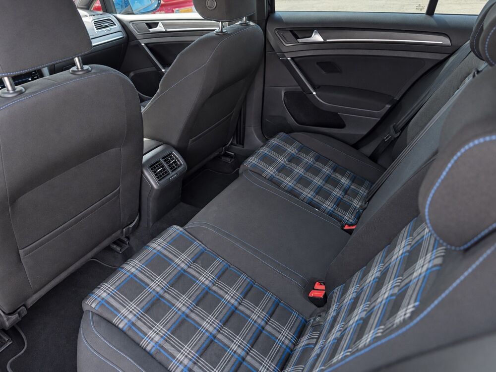 Golf GTE 204 Ch 1.4 TSI DSG BVA - CARPLAY - VIRTUAL COCKPIT 2020 occasion 26000 Valence