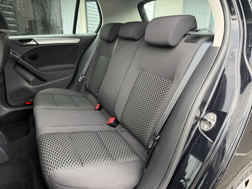 Golf 1.6 TDI 105ch TREND LINE 2010 occasion 17100 Saintes