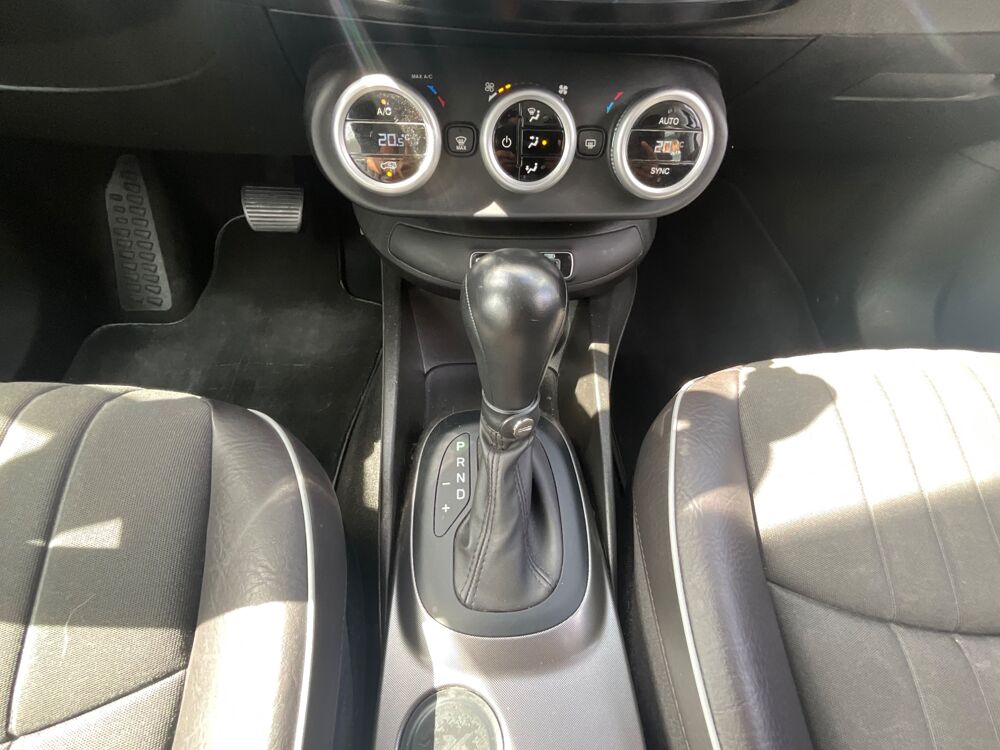 500 X 1.4 MULTIAIR T 140 CH LOUNGE 4X2 DCT BVA / CARPLAY ANDROID A 2018 occasion 17000 La Rochelle