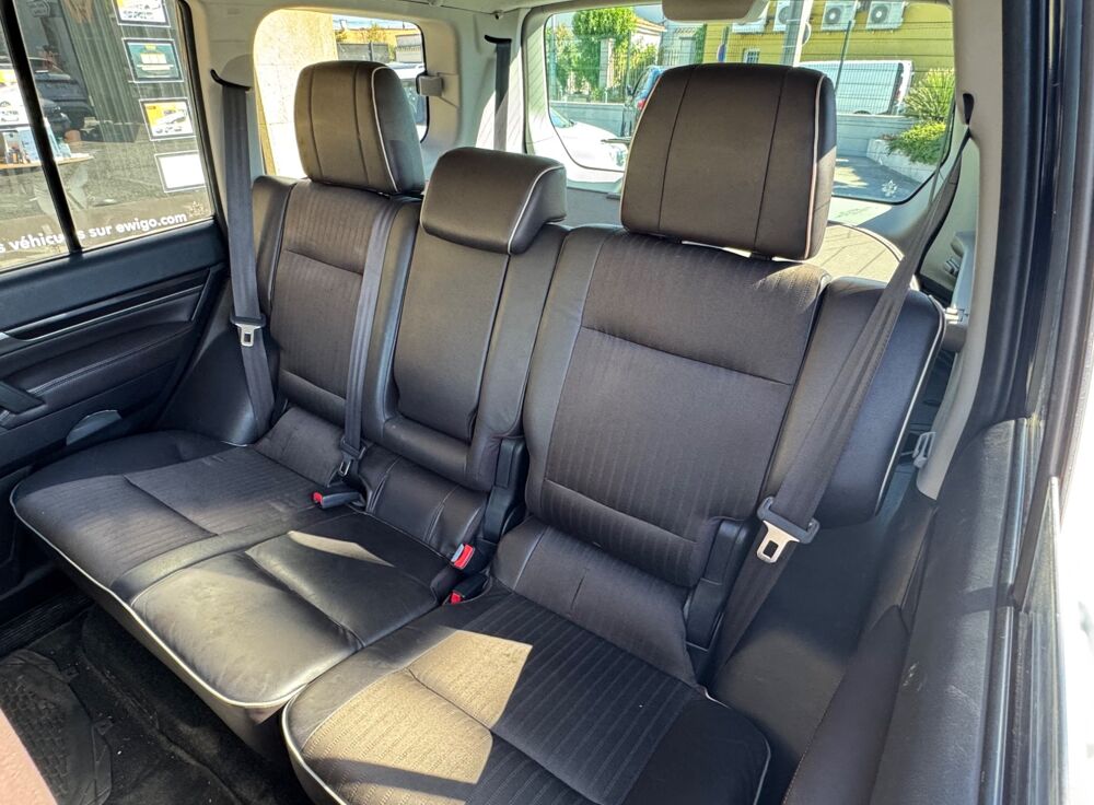 Pajero 3.2 DI-D 200CH INTENSE 4WD - SIEGES SEMI CUIR - 7 PLACES 2012 occasion 13700 Marignane