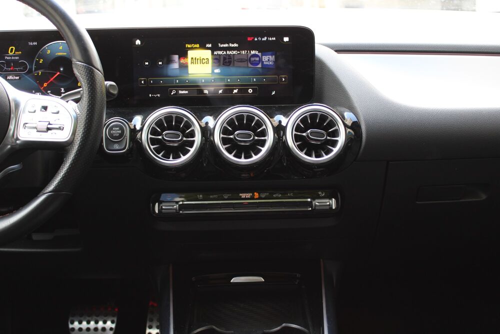 Classe GLA 2.0 250 225 AMG LINE 4MATIC 8G-DCT BVA 2022 occasion 94170 Le Perreux-sur-Marne
