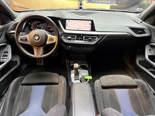 S&eacute;rie 1 1.5 118I 140CH M-SPORT // TOIT OUVRANT // HARMAN KARDON // C 2019 occasion 33320 Eysines