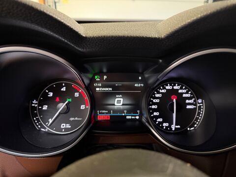 Stelvio 2.2 D 190CH EXECUTIVE Q4 BVA CAMERA DE RECUL/ DISTRIBUTION F 2018 occasion 78125 Gazeran