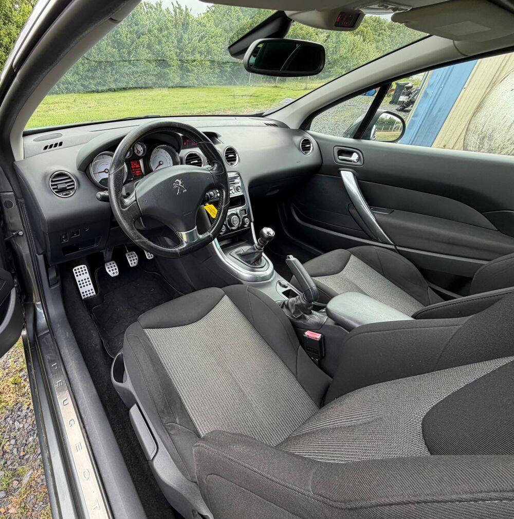 308 CC 1.6 HDI 110ch SPORT - ATTELAGE - RADAR DE RECUL - CLIMATI 2012 occasion 76150 Saint-Jean-du-Cardonnay