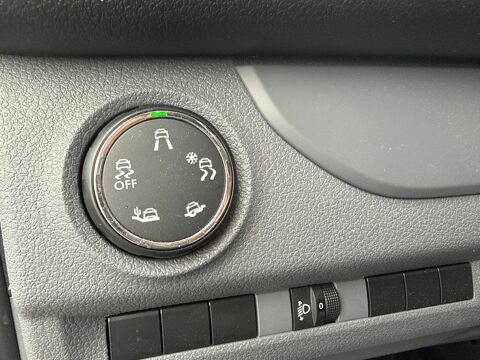 Expert FOURGON 2.0 BLUEHDI 180 L1 ASPHALT EAT 8 BVA / CARPLAY / DOU 2022 occasion 17100 Saintes