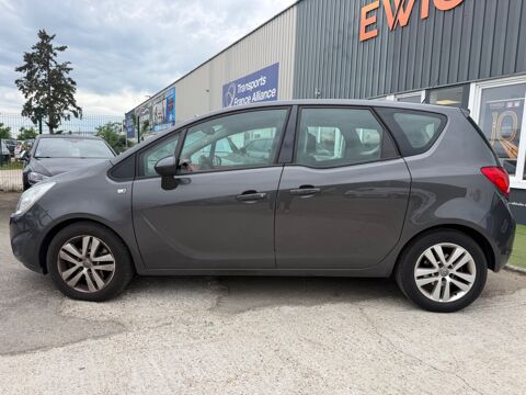 Meriva 1.7 CDTI 110CH - R&Eacute;GULATEUR - CLIMATISATION - FEUX AUTOMATIQ 2011 occasion 27000 &Eacute;vreux