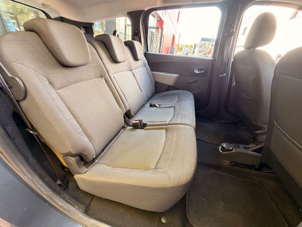 Lodgy 1.5 DCI 110Ch - RADAR DE RECUL - VERROUILLAGE CENTRALISE - B 2012 occasion 76150 Saint-Jean-du-Cardonnay