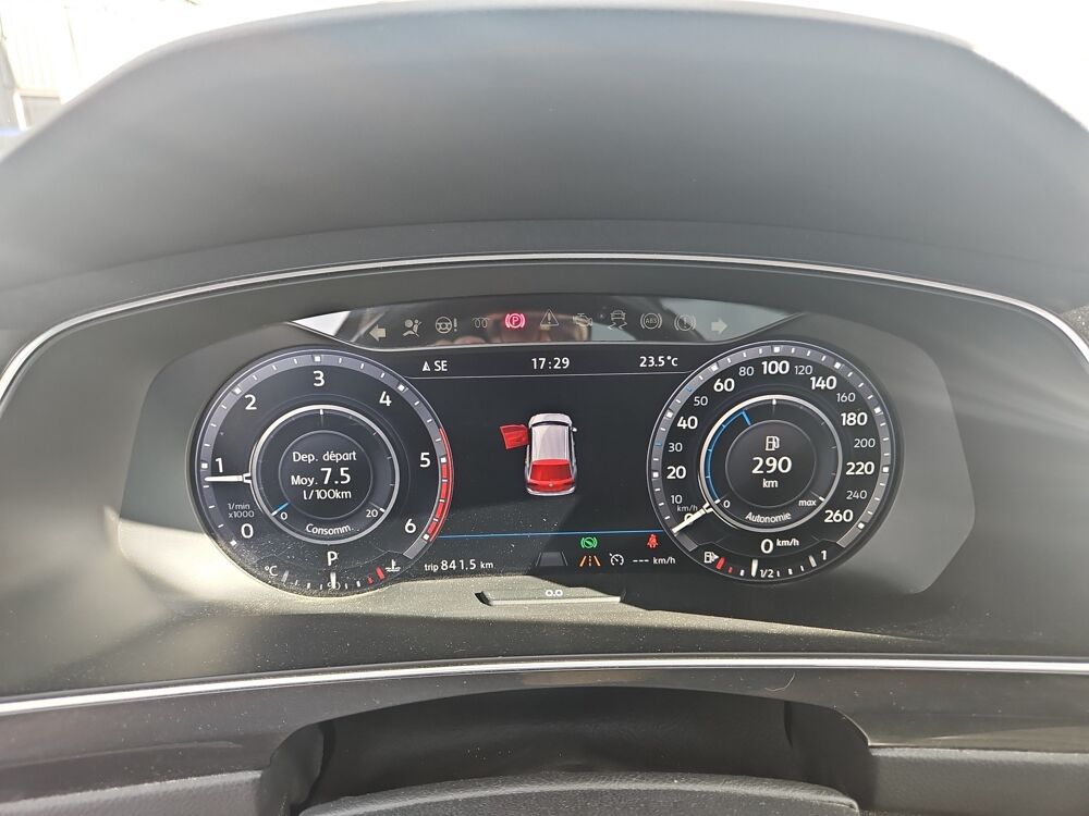 Tiguan 2.0 TDI 150 BLACK R-LINE 4MOTION DSG BVA 2017 occasion 38590 Saint-&Eacute;tienne-de-Saint-Geoirs