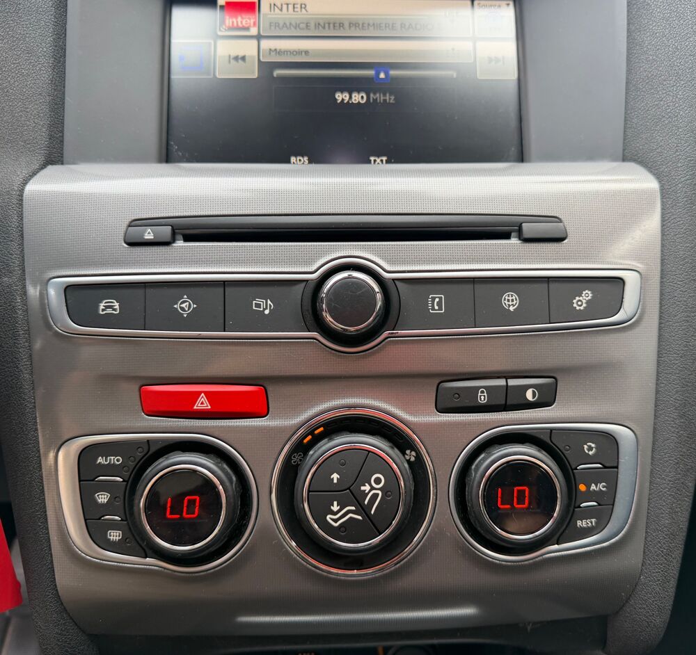 C4 1.2 PURETECH 110CV - MILLENIUM - ENTRETIEN COMPLET 2016 occasion 69150 D&eacute;cines-Charpieu
