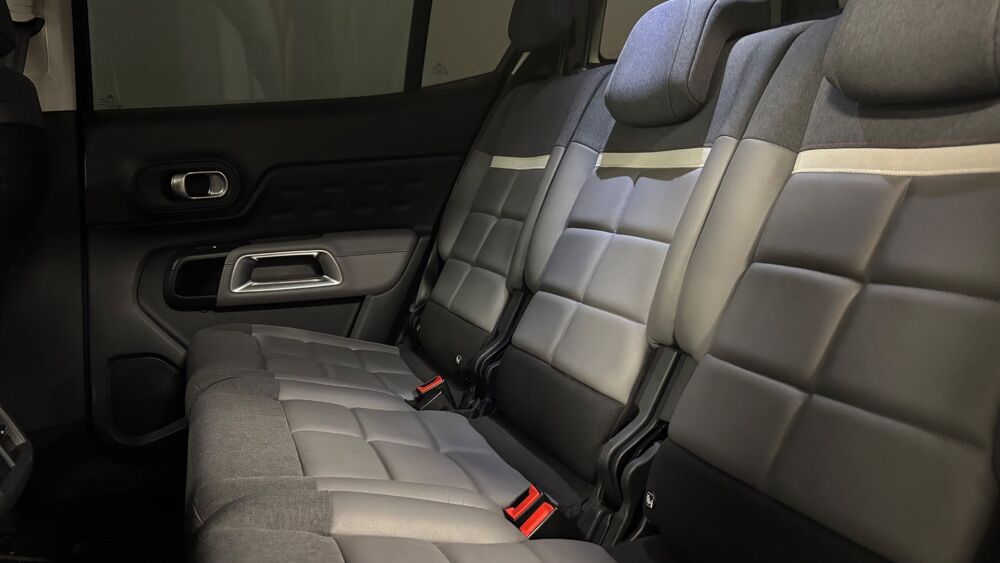 C5 aircross HYBRIDE RECHARGEABLE 225 e-EAT8 SHINE PACK 10.0 CV 2022 occasion 34430 Saint-Jean-de-V&eacute;das