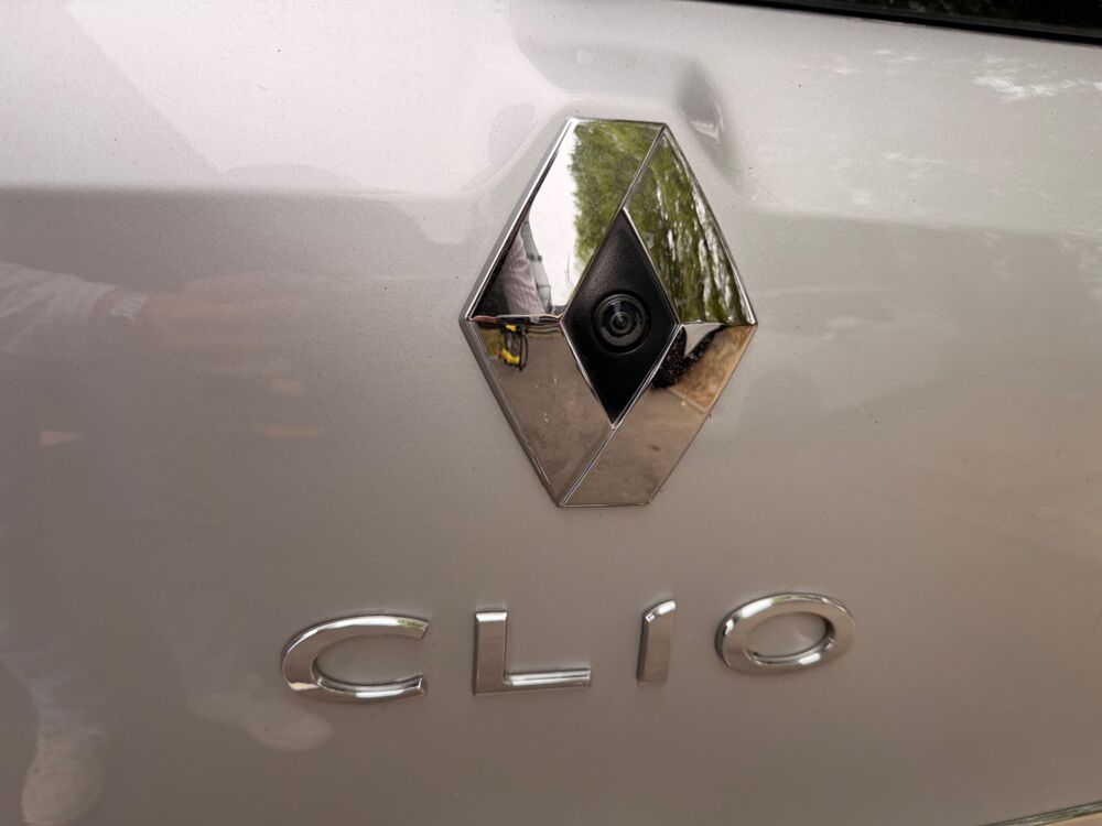 Clio 1.5 DCI 90Ch INTENS - SUIVI CONSTRUCTEUR - CAM&Eacute;RA DE RECUL - 2016 occasion 76150 Saint-Jean-du-Cardonnay