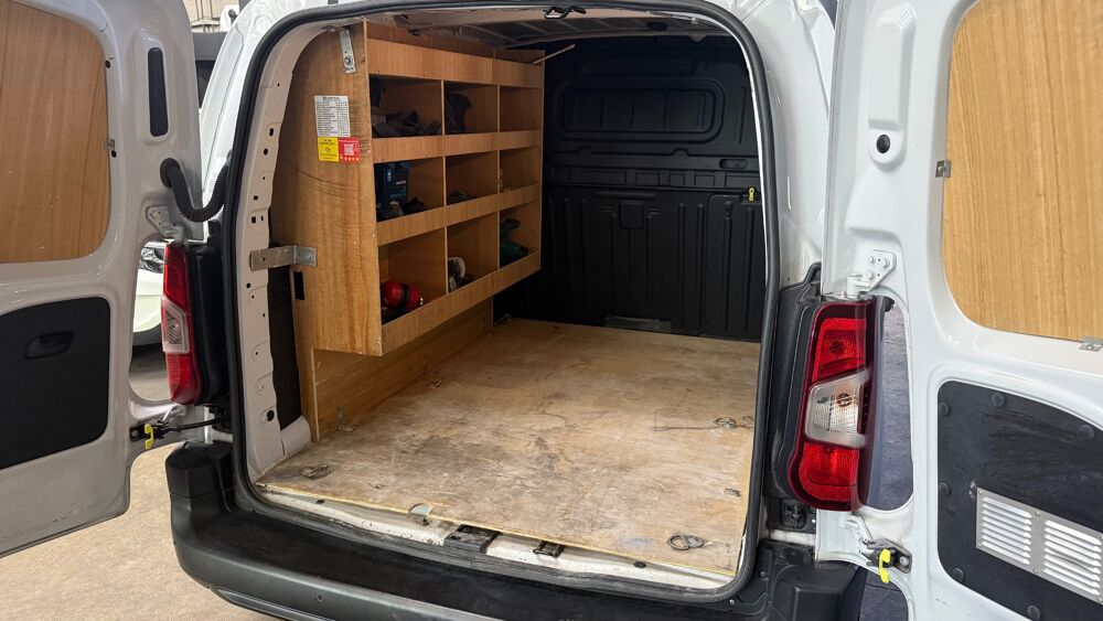 Partner FOURGON 1.5 BLUEHDI 100 1000KG L1 M GRIP START-STOP 2023 occasion 26100 Romans-sur-Is&egrave;re