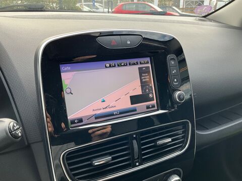 Clio 1.2 TCE 120 INTENS EDC / Premi&egrave;re main / Entretien complet / 2017 occasion 17000 La Rochelle