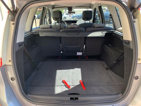 Grand scenic IV 1.6 DCI 130cv ENERGY BUSINESS / 2EME MAIN / ENTRETIEN CONSTR 2014 occasion 69420 Ampuis