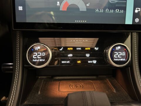 F-PACE 2.0 P400E 404H 300 PHEV 19.2KWH R-DYNAMIC SE AWD BVA 2023 occasion 83600 Fr&eacute;jus