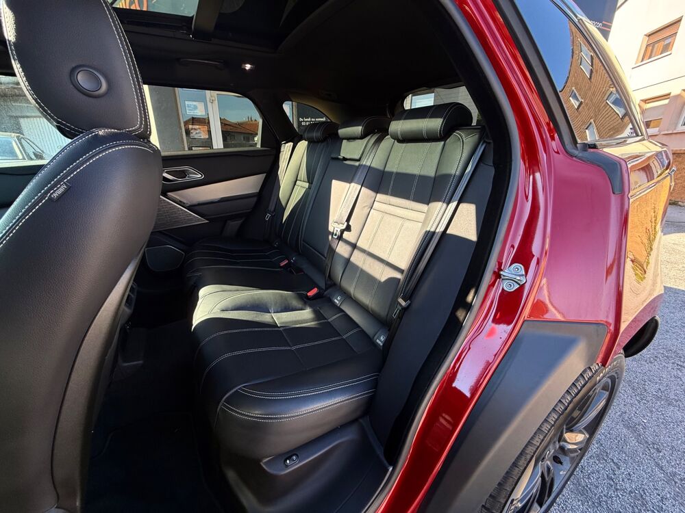 Range rover velar 3.0 D300 4WD BVA 1E MAIN SUIVI LAND ROVER CARPLAY 2017 occasion 25000 Besan&ccedil;on