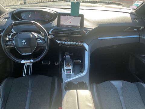 3008 GENERATION-II 1.2 130CH GT LINE SUIVI ENTRETIEN/DISTRIBUTION 2017 occasion 17000 La Rochelle