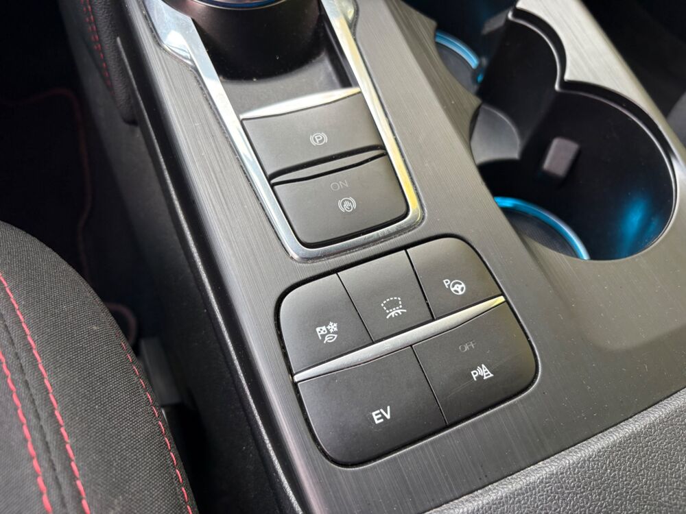 Kuga 2.5 DURATEC 225ch 150 HYBRID PHEV 14.4KWH ST-LINE 4X2 BVA / 2021 occasion 76150 Saint-Jean-du-Cardonnay