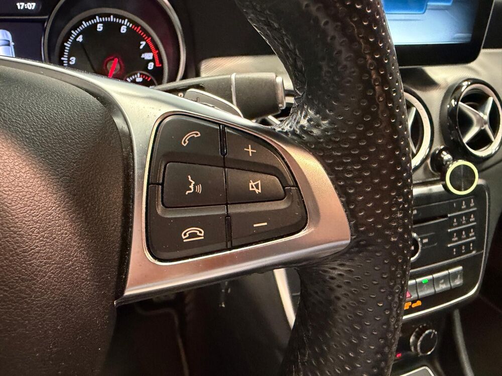 Classe GLA 180 120CH PACK AMG-LINE BVA 2017 occasion 67800 Hoenheim