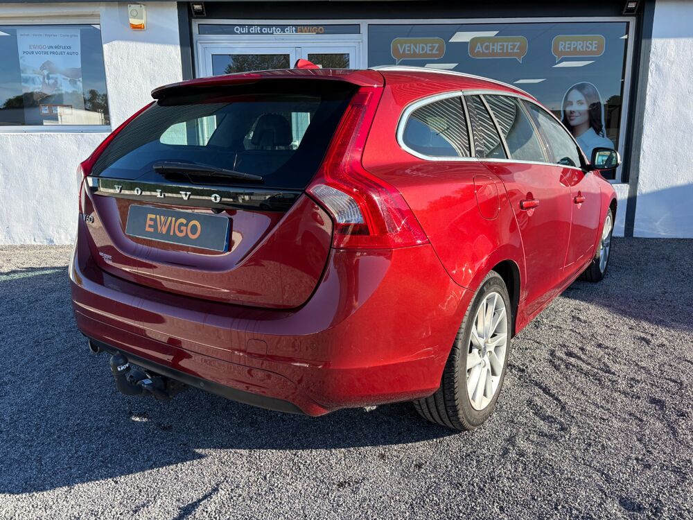 V60 2.0 D2 120ch X&Eacute;NIUM GEARTRONIC BVA 6 / ENTRETIEN CONSTRUCTEU 2016 occasion 64122 Urrugne