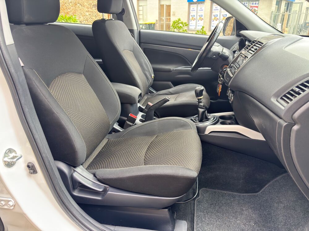 Asx 1.8 DID 115 CLEARTEC INTENSE 4WD - ATTELAGE - GARANTIE 6MOIS 2014 occasion 69150 D&eacute;cines-Charpieu
