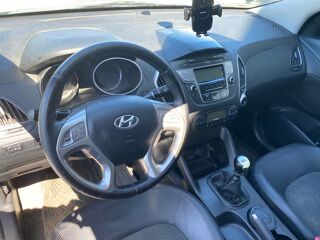 iX35 1.7 CRDI 115ch 2WD PACKS PREMIUM / TOIT OUVRANT 2012 occasion 64122 Urrugne