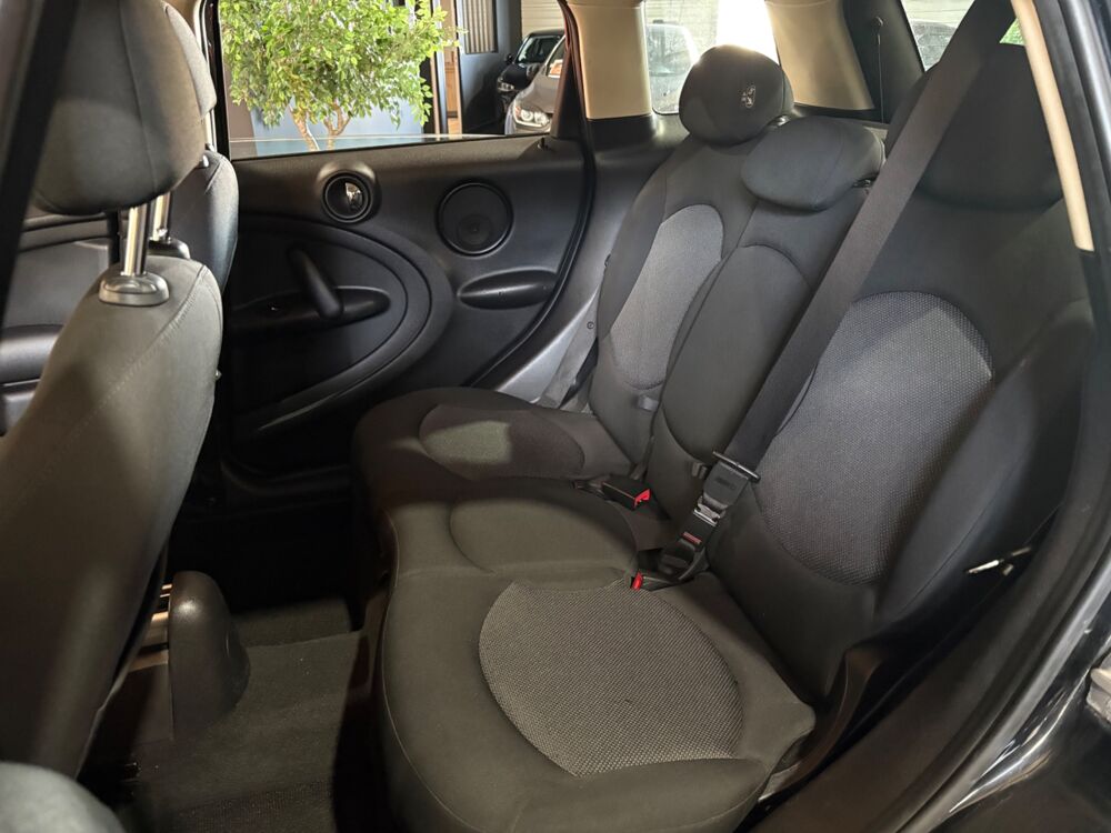 Countryman 1.6 120 CH / RADARS ARR 2011 occasion 29000 Quimper