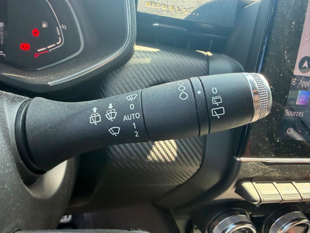 Clio 1.6 E-TECH 140 CH HYBRID RS LINE BVA - CARPLAY/ANDROID AUTO 2021 occasion 27000 &Eacute;vreux